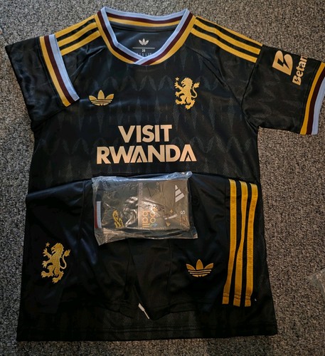 Aston villa away 27 - villa,