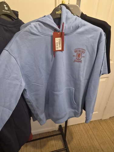 Aston villa size - , m